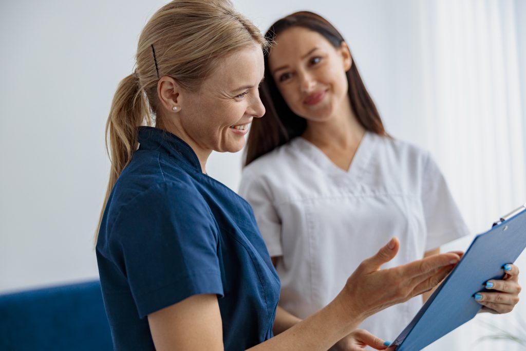 Doctor And Nurse Solve Work Issues Standing Near R 2023 11 27 05 35 09 Utc 1024x683 | MVZ Bad Nenndorf